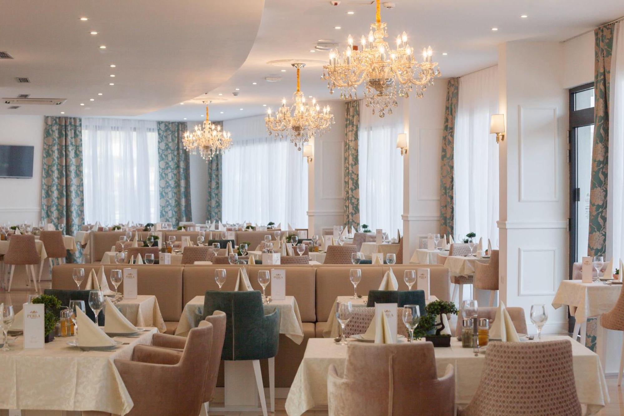Hotel Perla Rogoznica  Bagian luar foto