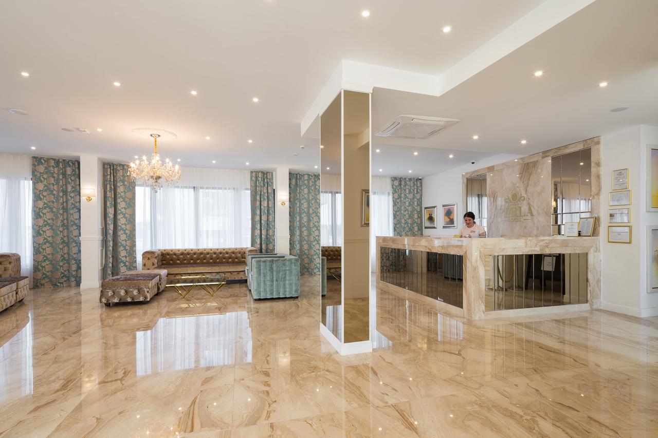 Hotel Perla Rogoznica  Bagian luar foto