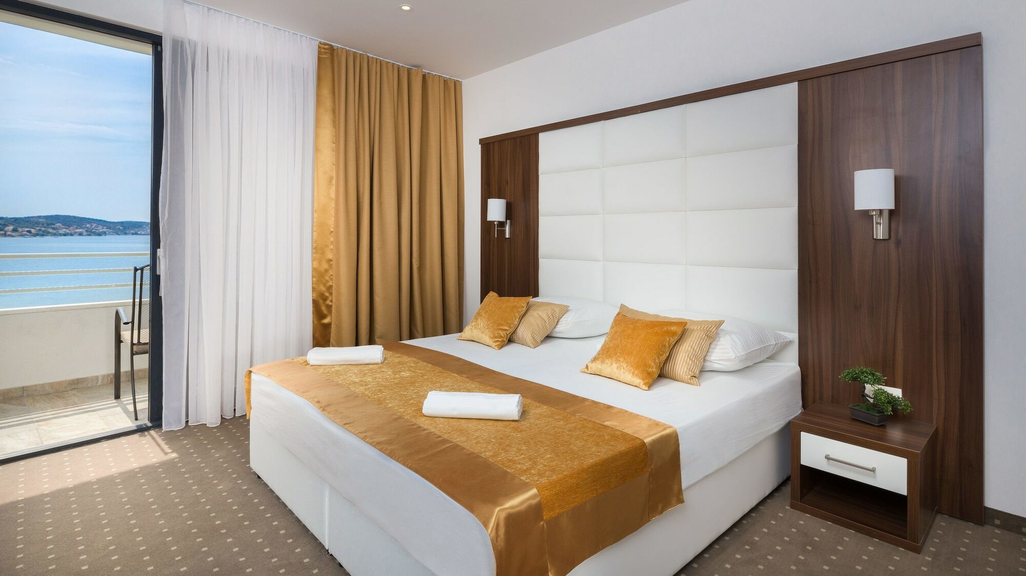 Hotel Perla Rogoznica  Bagian luar foto