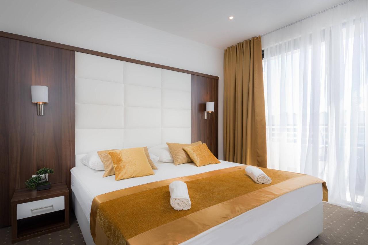 Hotel Perla Rogoznica  Bagian luar foto